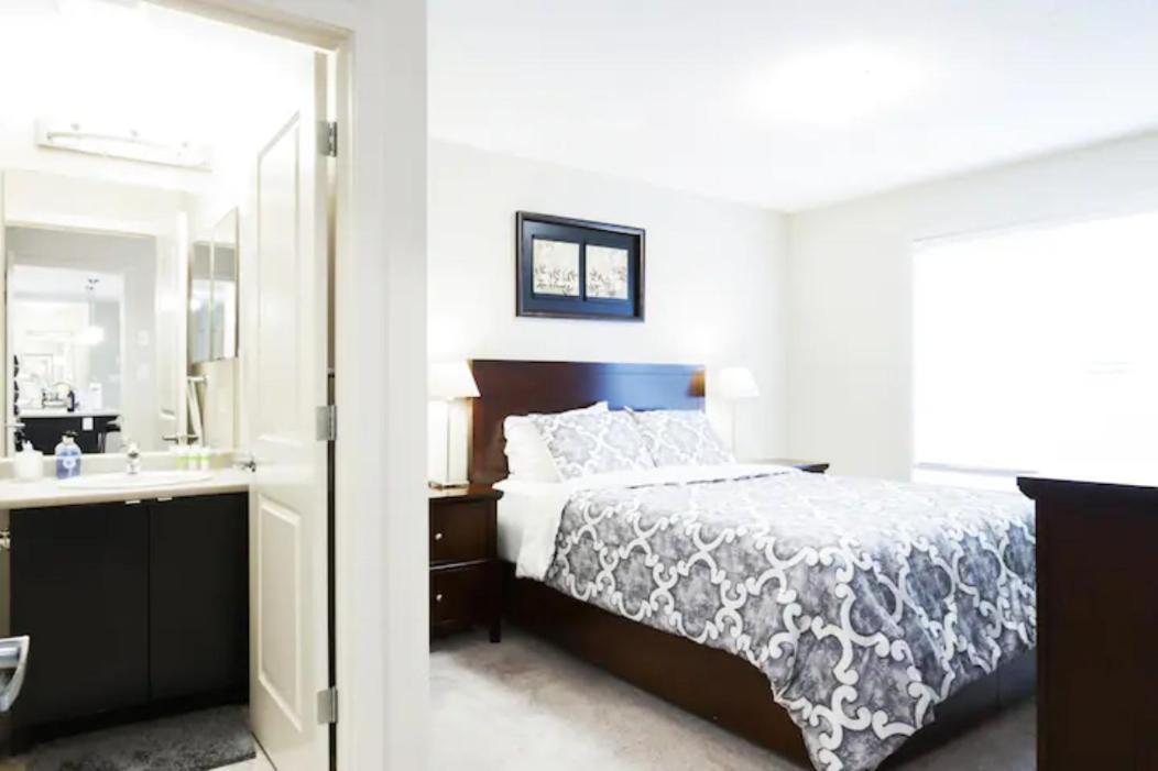 Executive Winderemere I Secure Ug Parking I Wifi! Apartment