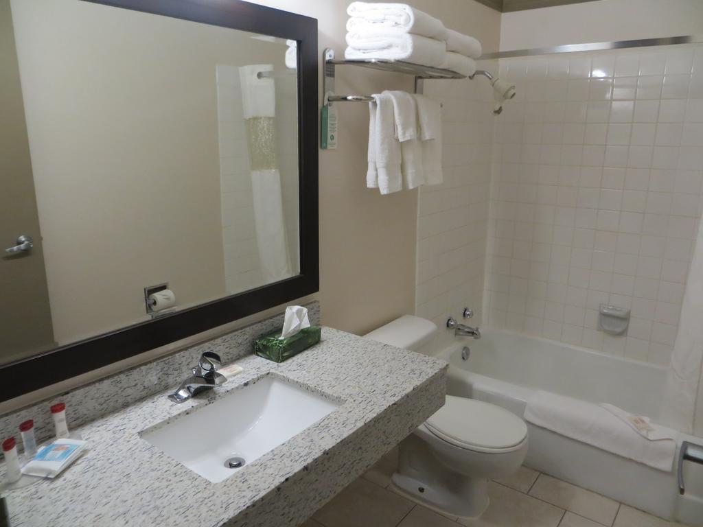 Ramada By Wyndham South