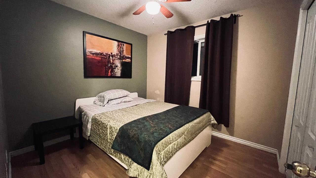 Edmonton Guest House Edmonton