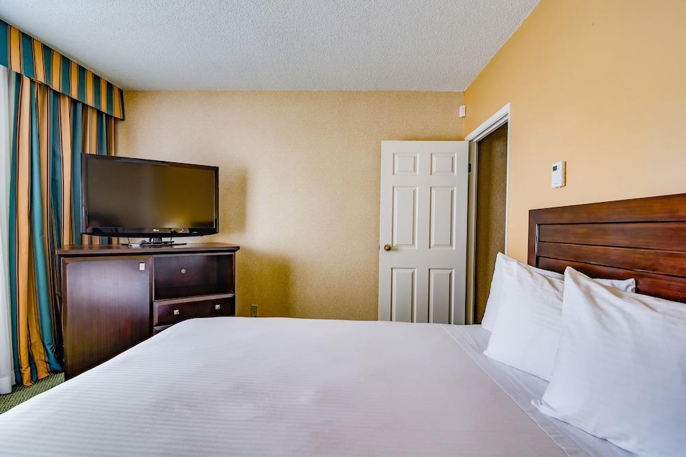 Sawridge And Conference Centre South Hotel 3*