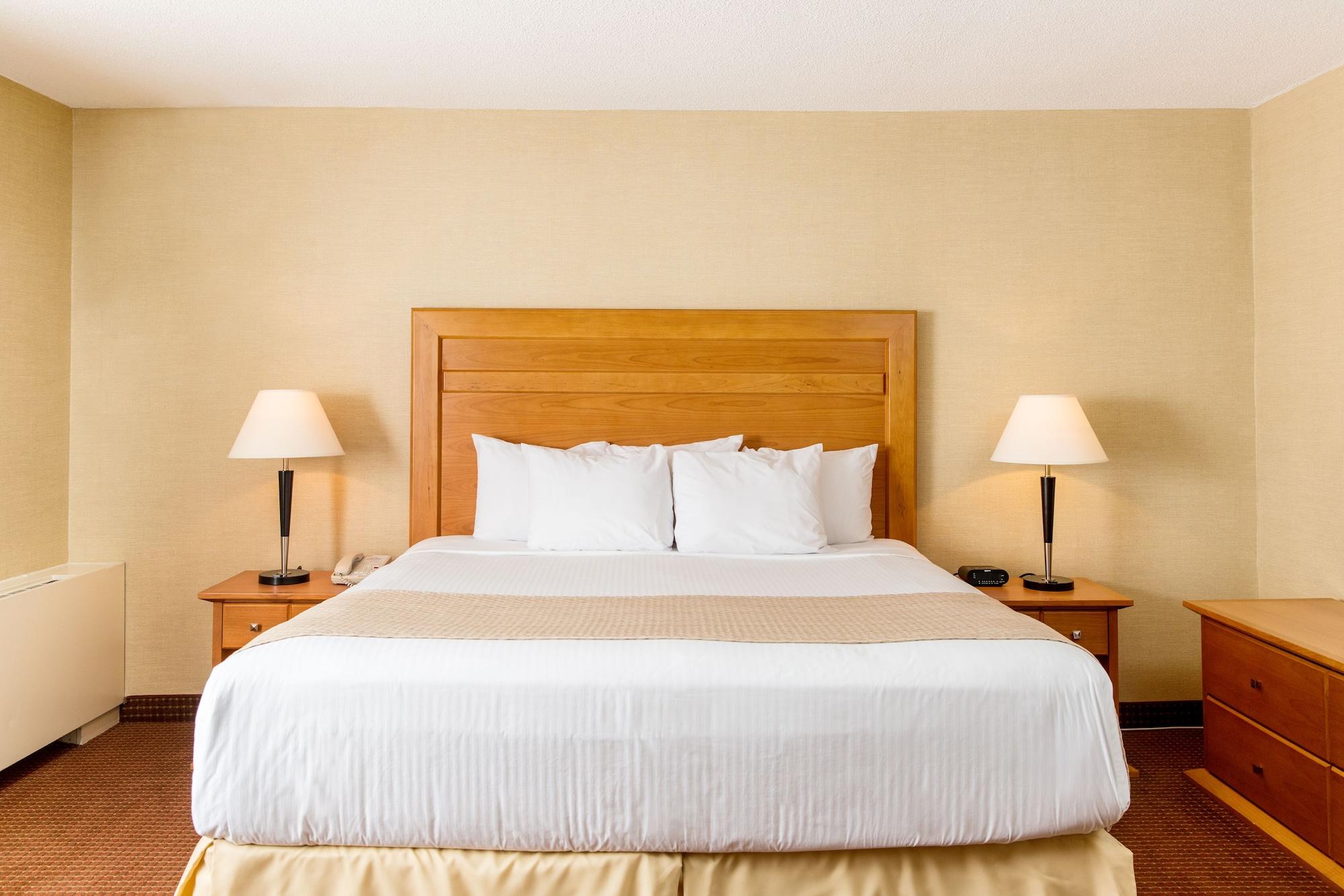 Hotel Days By Wyndham Downtown Edmonton