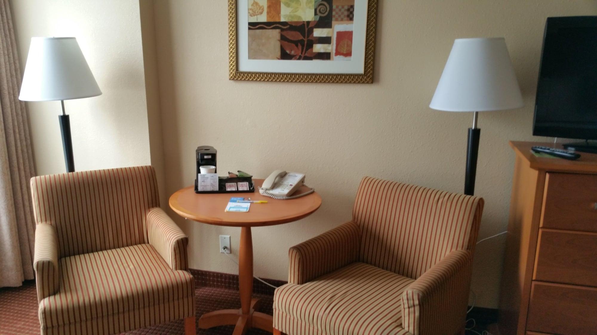 Days By Wyndham Downtown 3* Edmonton