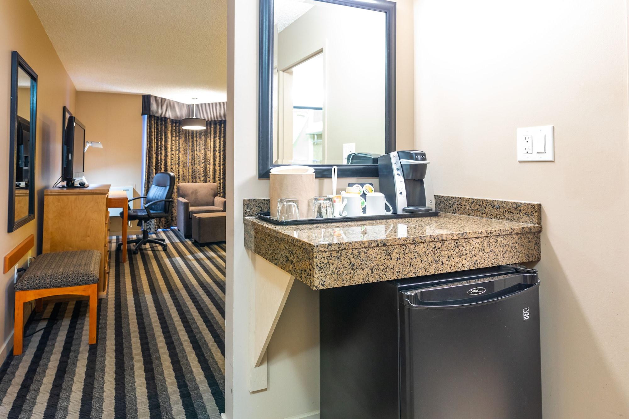 Hotel Royal West Edmonton, Trademark Collection By Wyndham