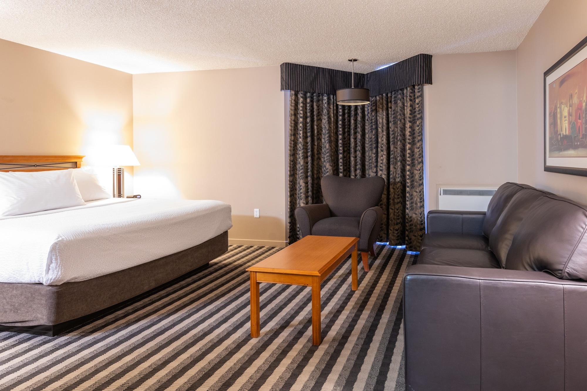 Royal West Edmonton, Trademark Collection By Wyndham 3* Edmonton