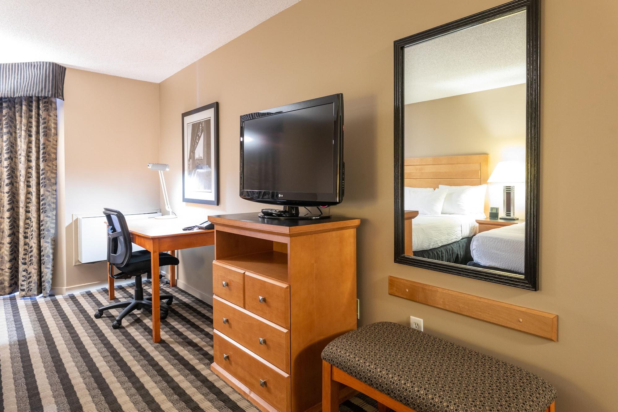 Hotel Royal West Edmonton, Trademark Collection By Wyndham 3*