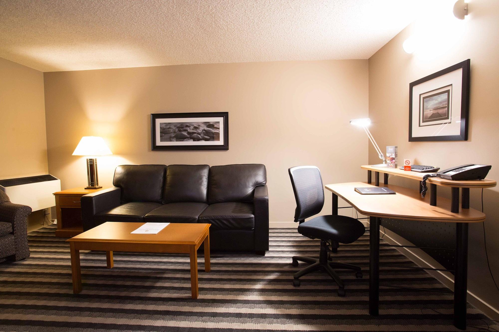Hotel Royal West Edmonton, Trademark Collection By Wyndham