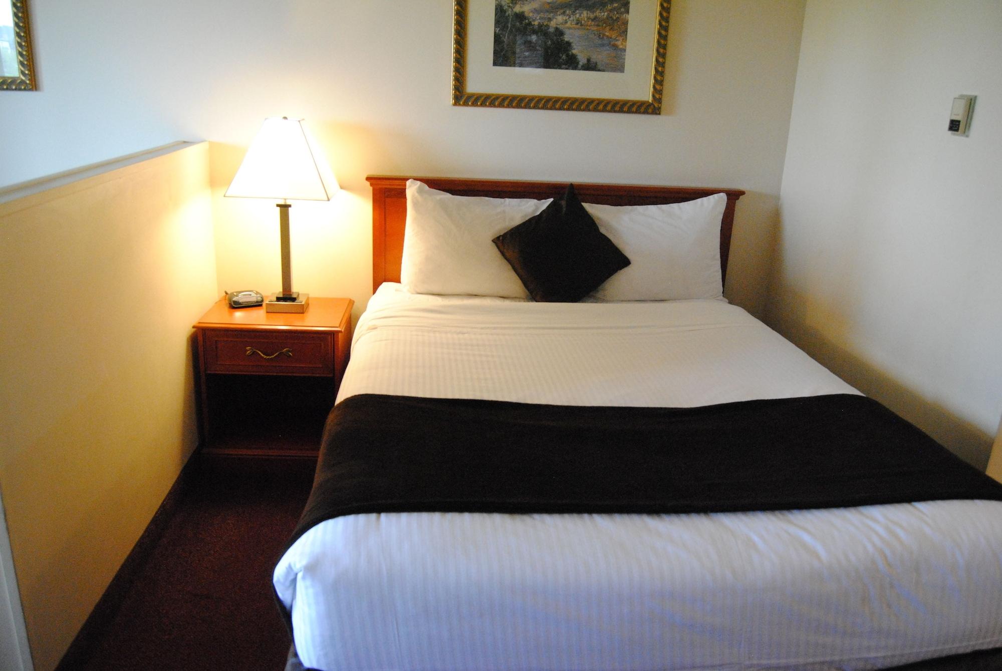 Economy Hotel