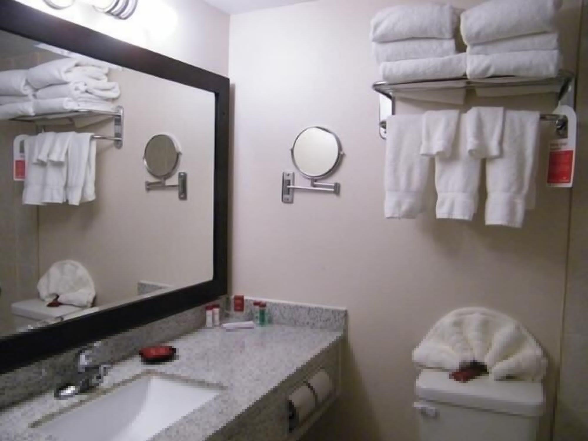 Ramada By Wyndham South Hotel 3*
