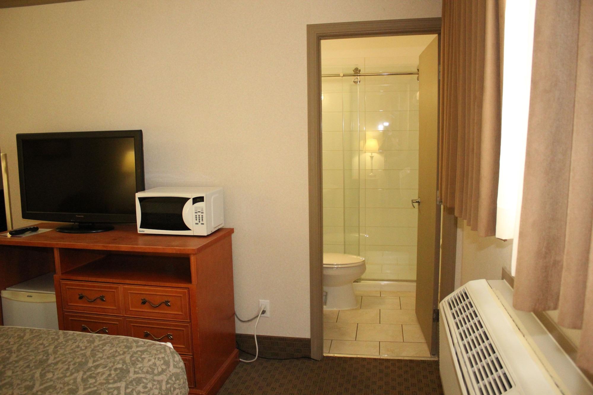 Hotel Ramada By Wyndham South
