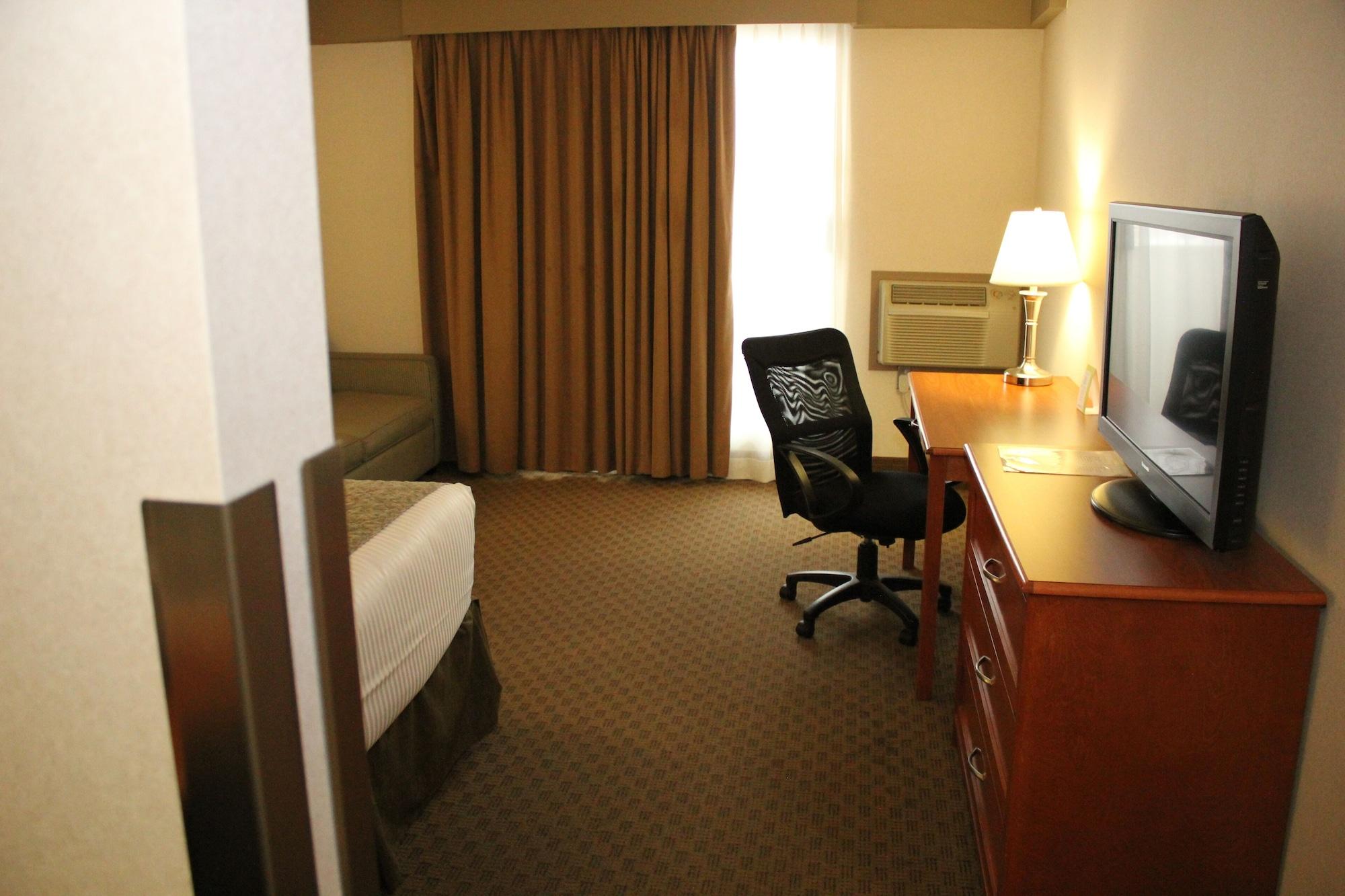 Ramada By Wyndham South