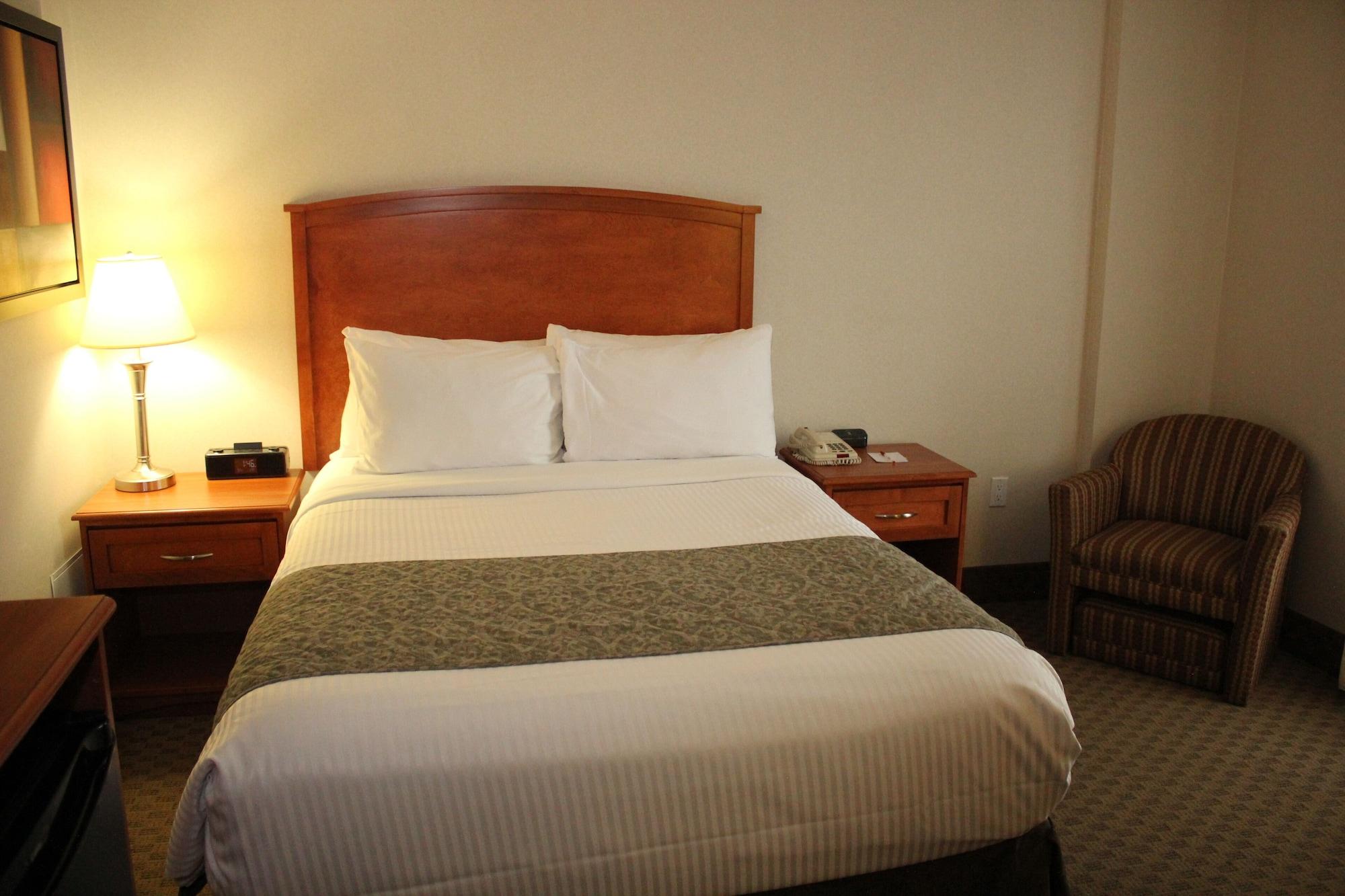 Hotel Ramada By Wyndham South