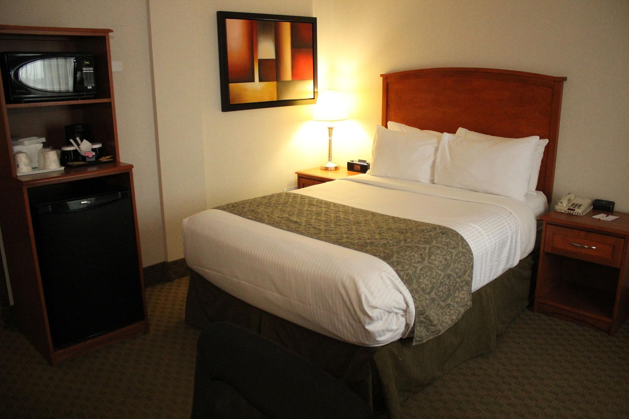 Ramada By Wyndham South Hotel 3*