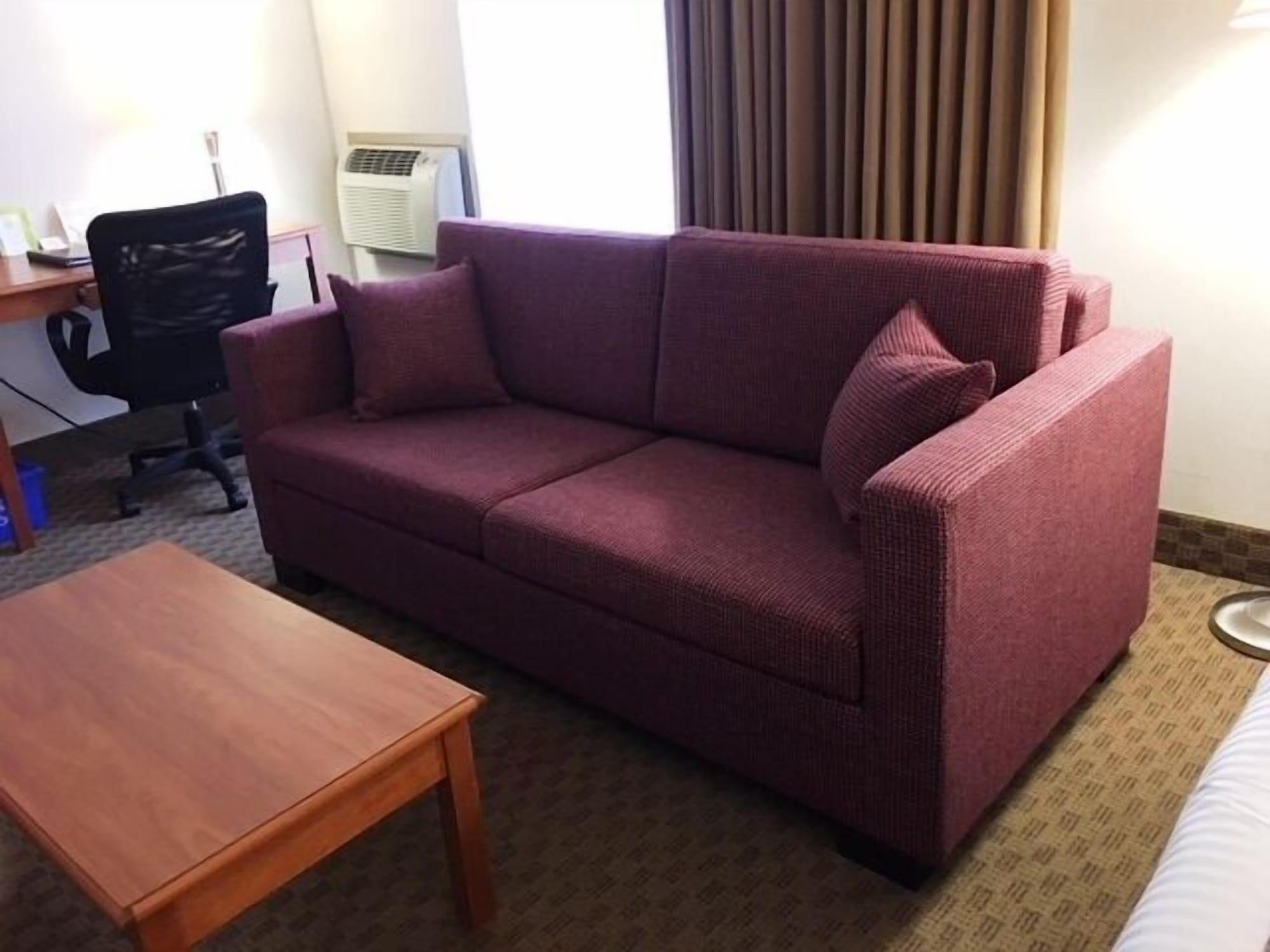 Ramada By Wyndham South 3*