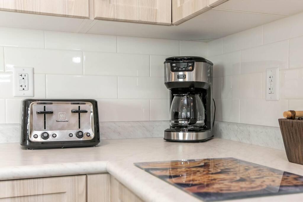Apartment Stylish Close To D/t Free Parking King Bed 2bed *