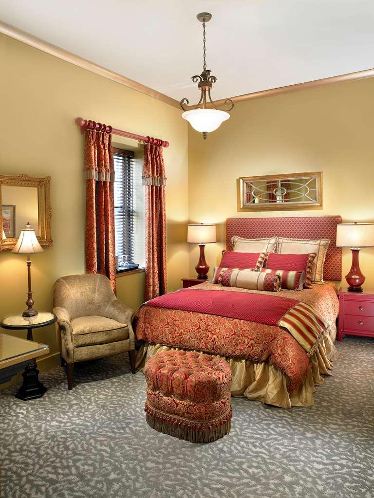 Hotel Union Bank 4*