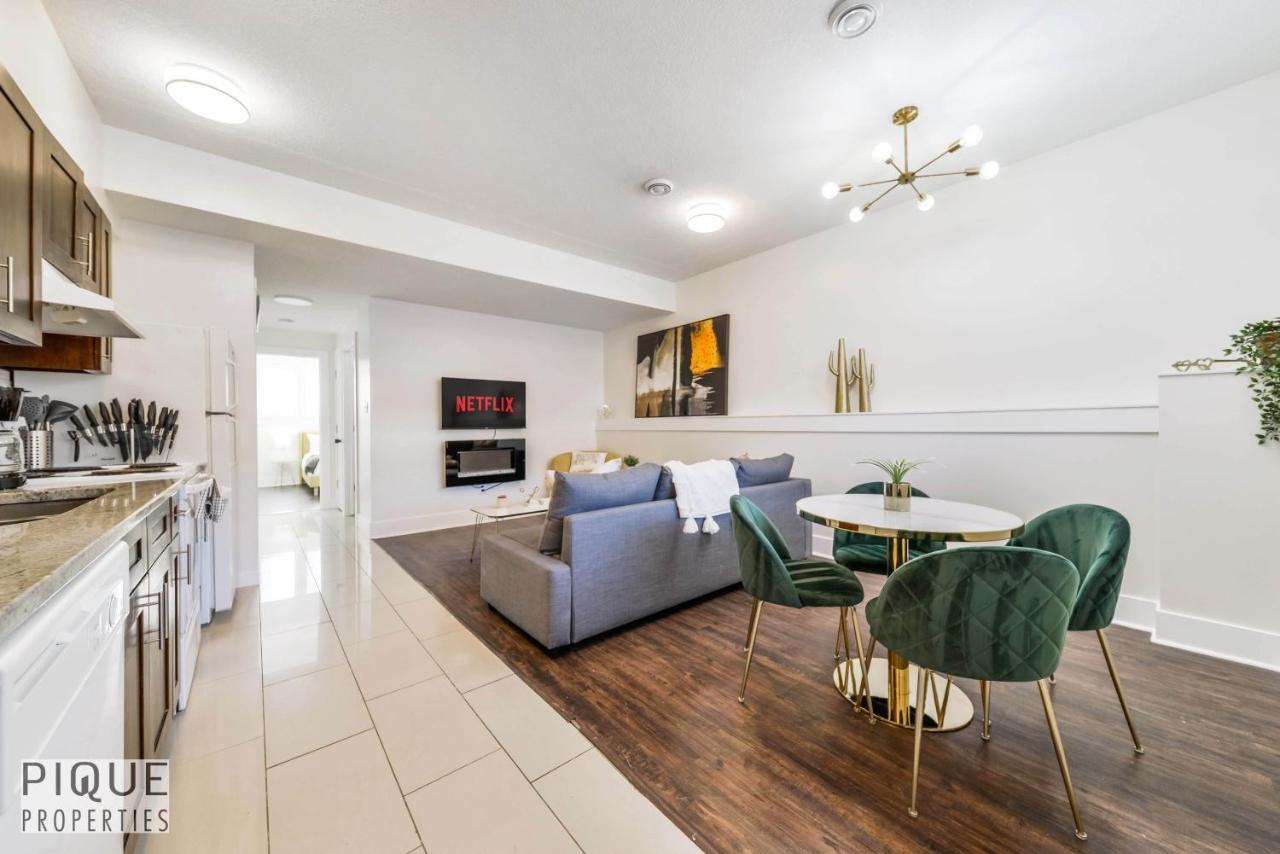 Holiday home Tropical Oasis - King Beds - Free Netflix & Parking - Fast Wi-fi
