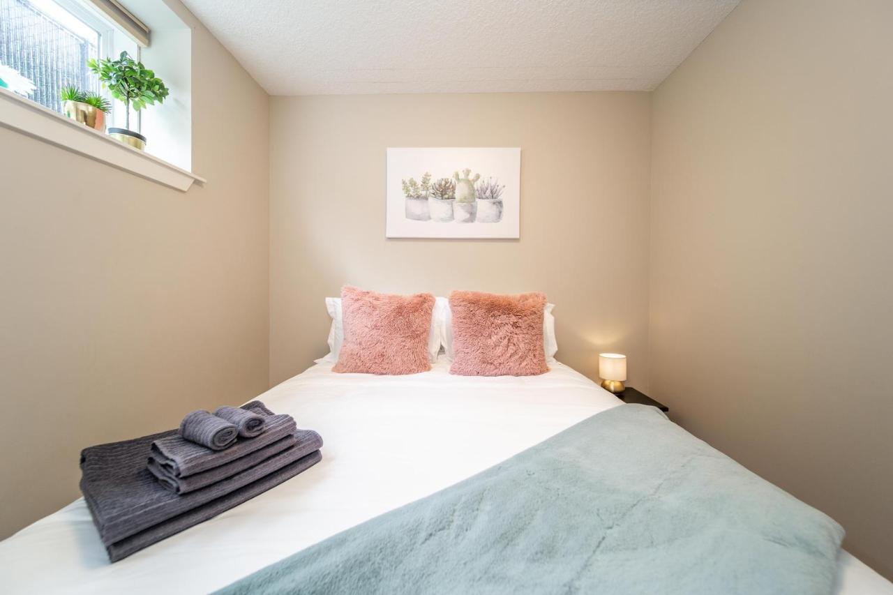 Mountain House Holiday home Edmonton