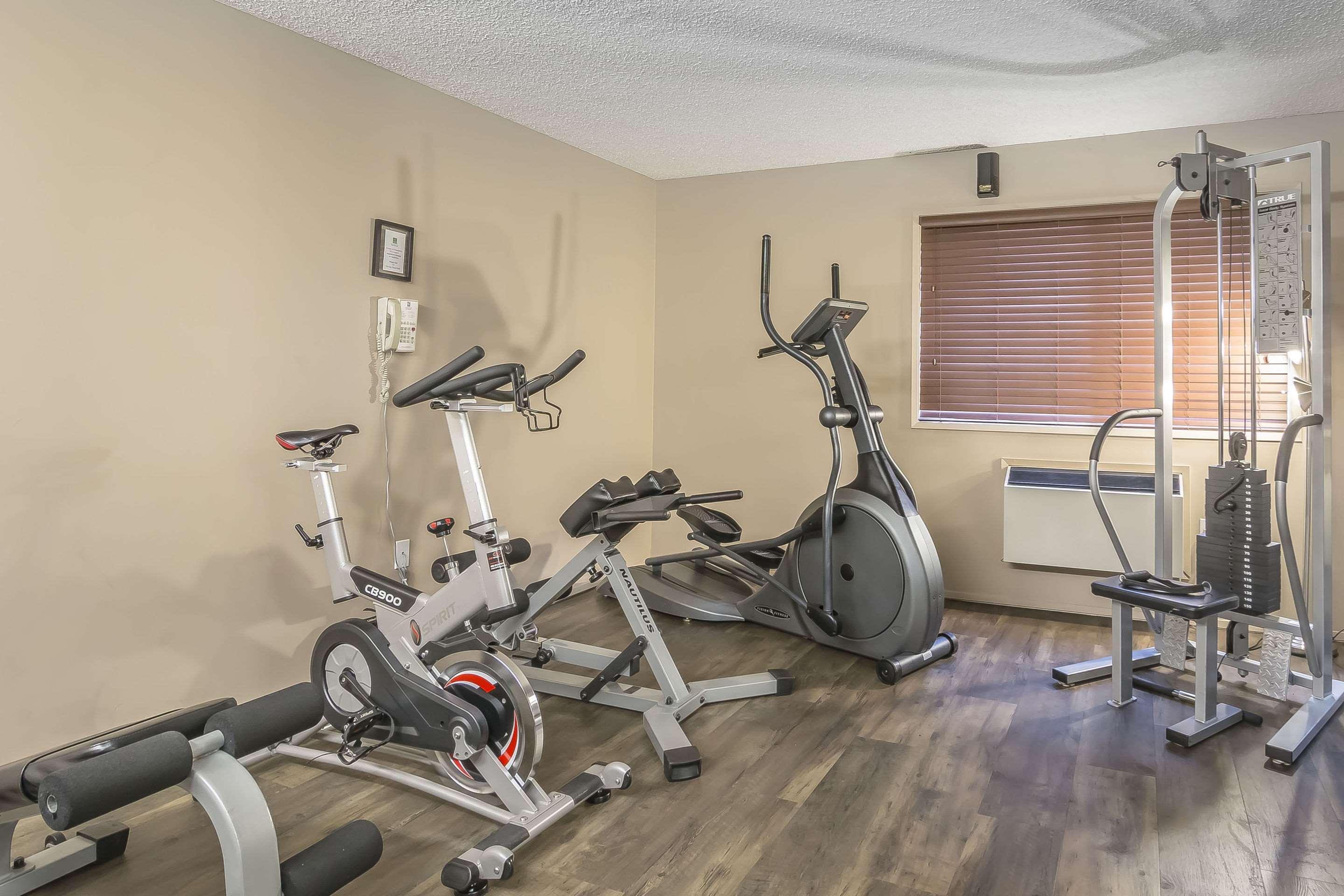 Quality West Inn 3*