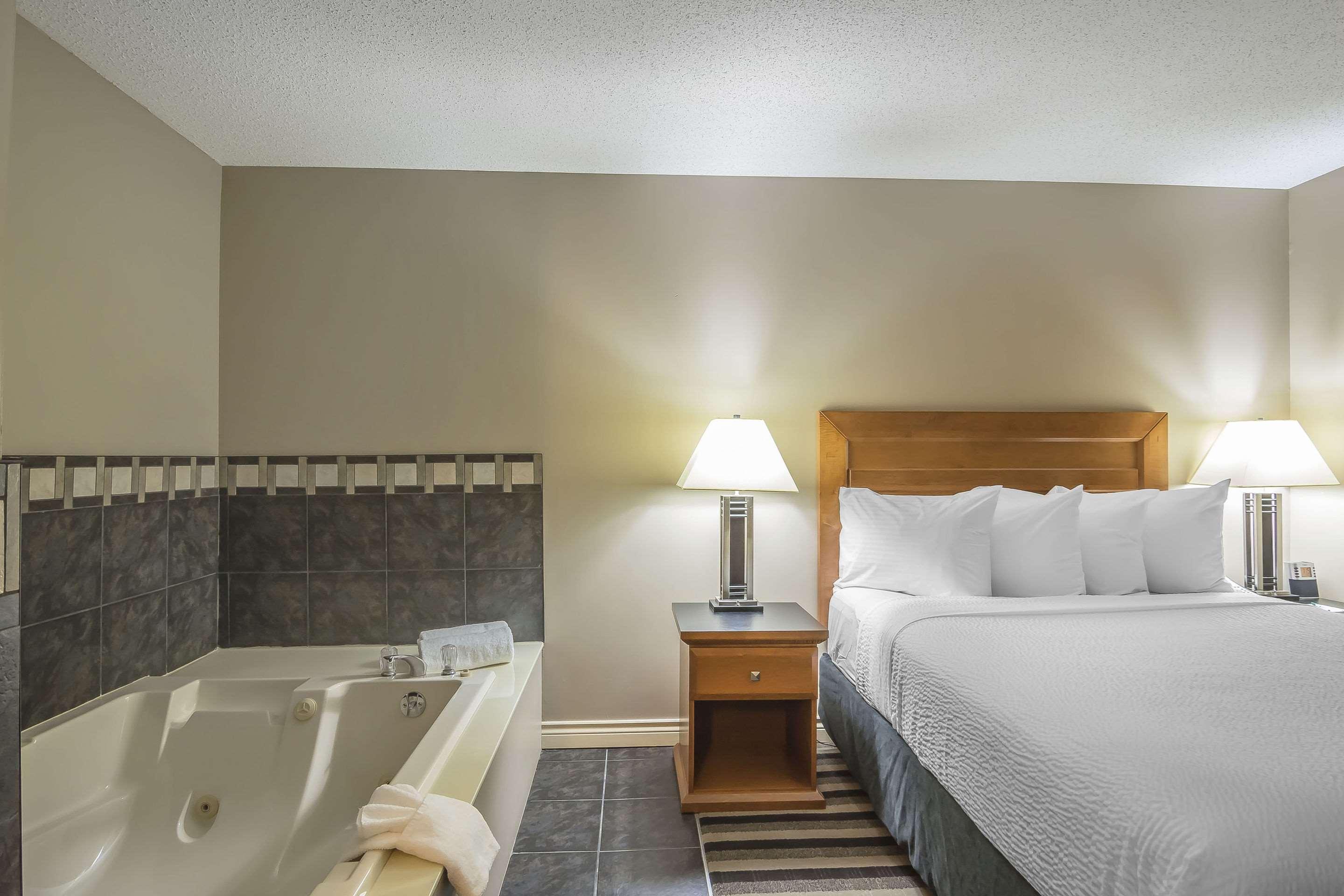 Inn Quality West Edmonton