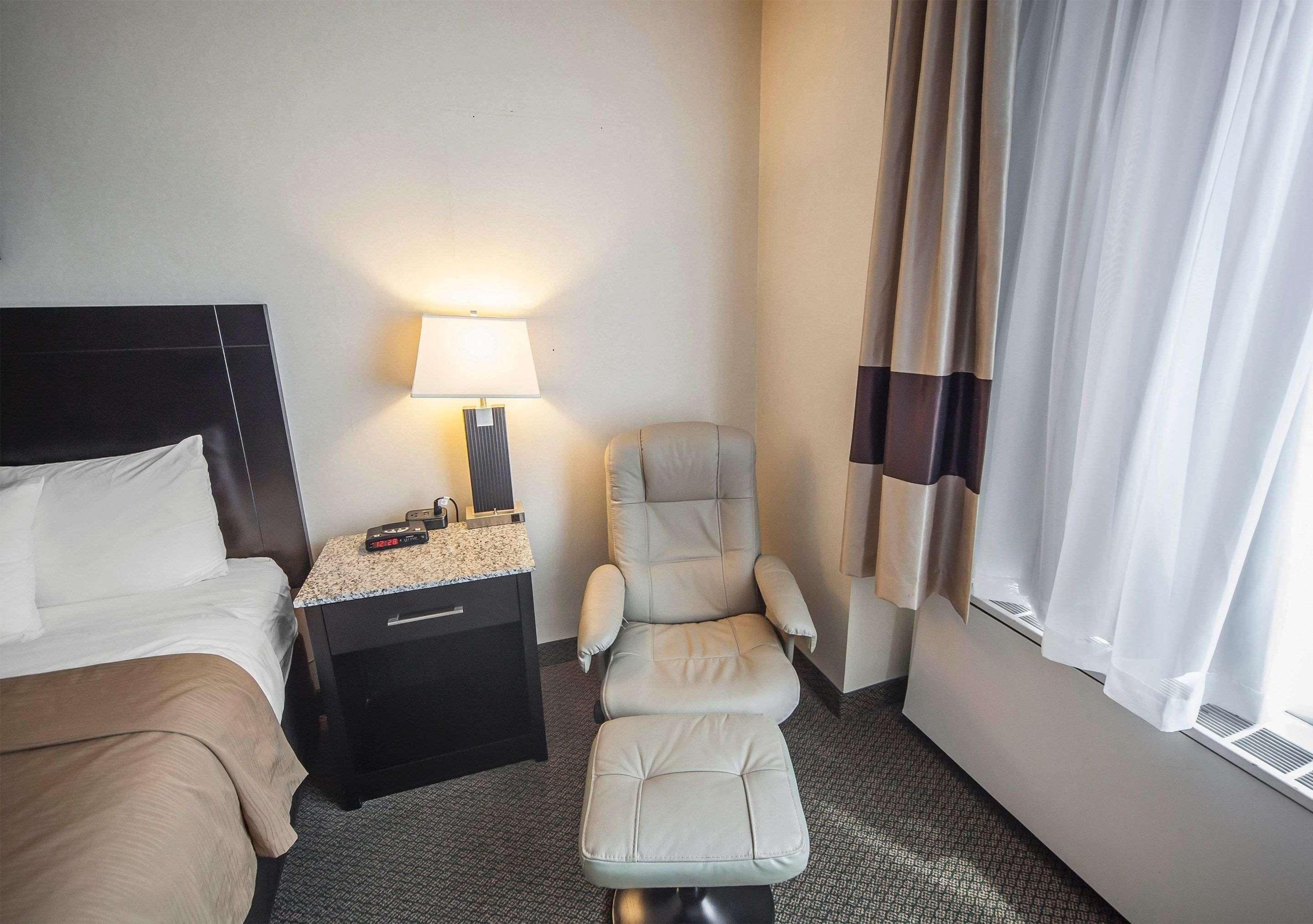 Hotel Comfort & 3*