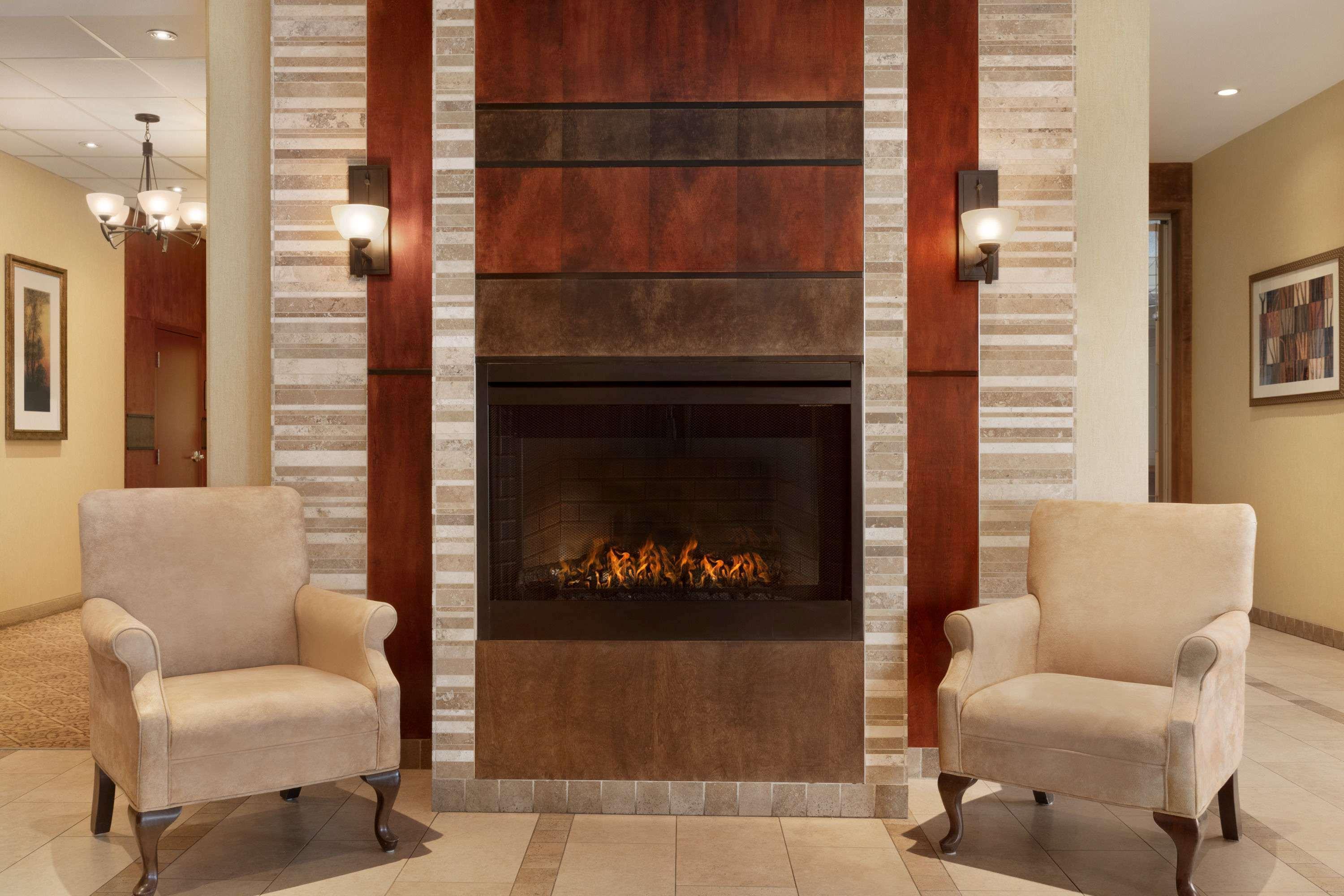 Days By Wyndham Downtown Edmonton