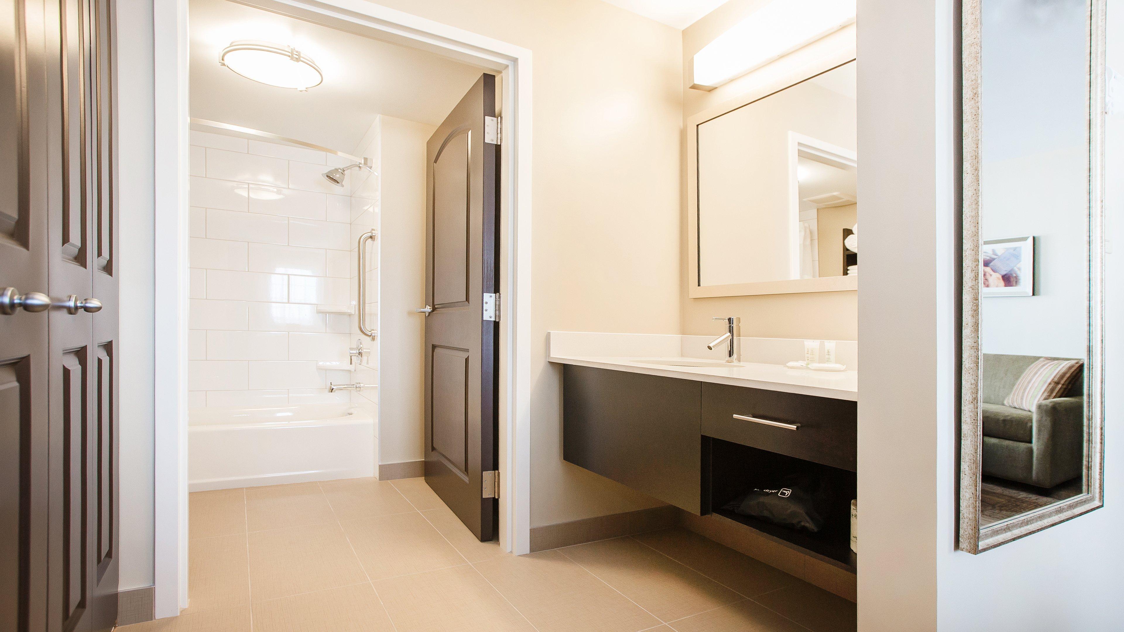 Staybridge West By Ihg 3*