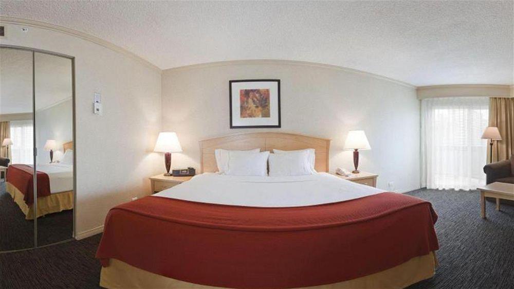 Express Downtown By Ihg 3*