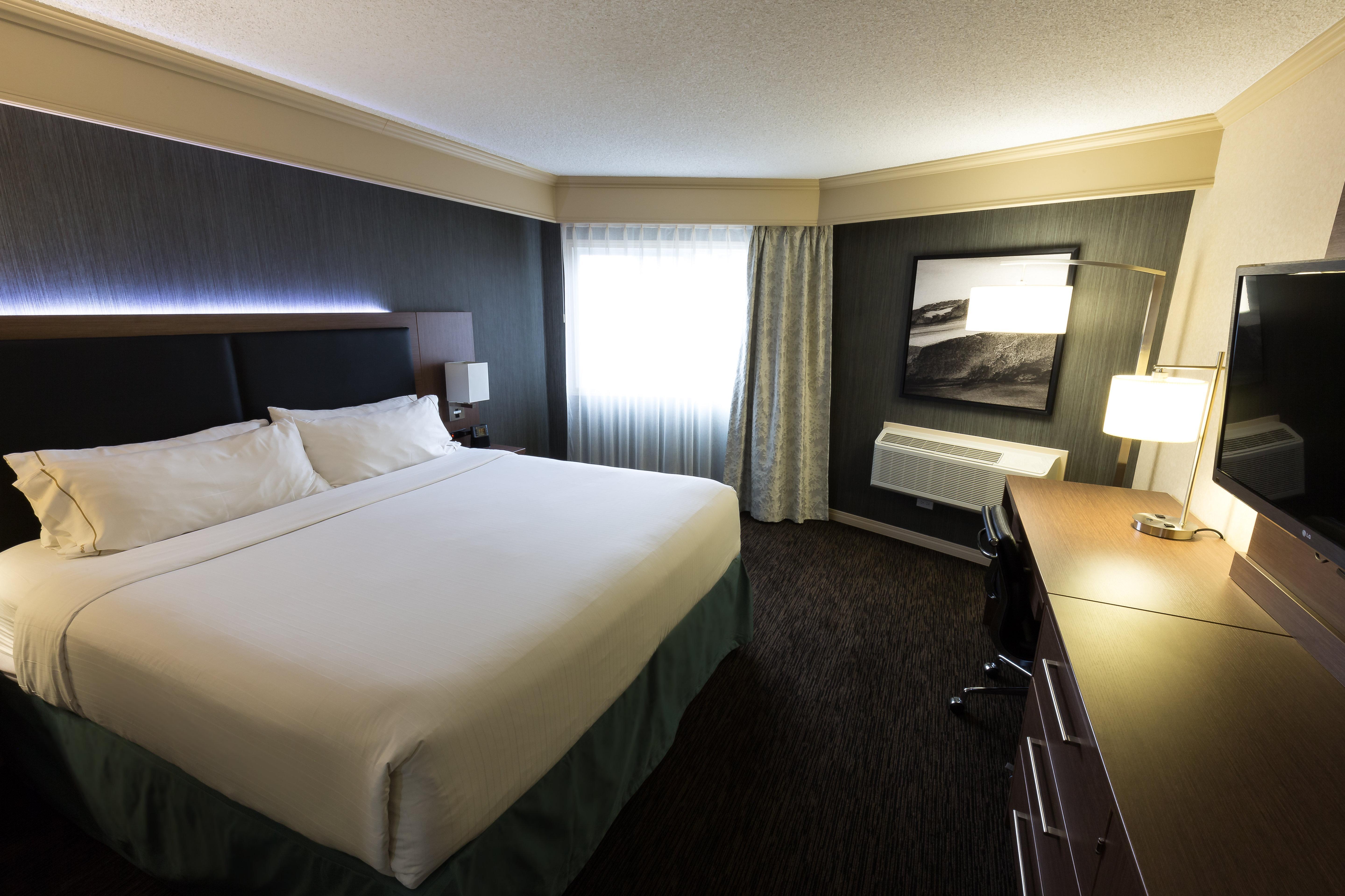 Express Downtown By Ihg 3* Edmonton