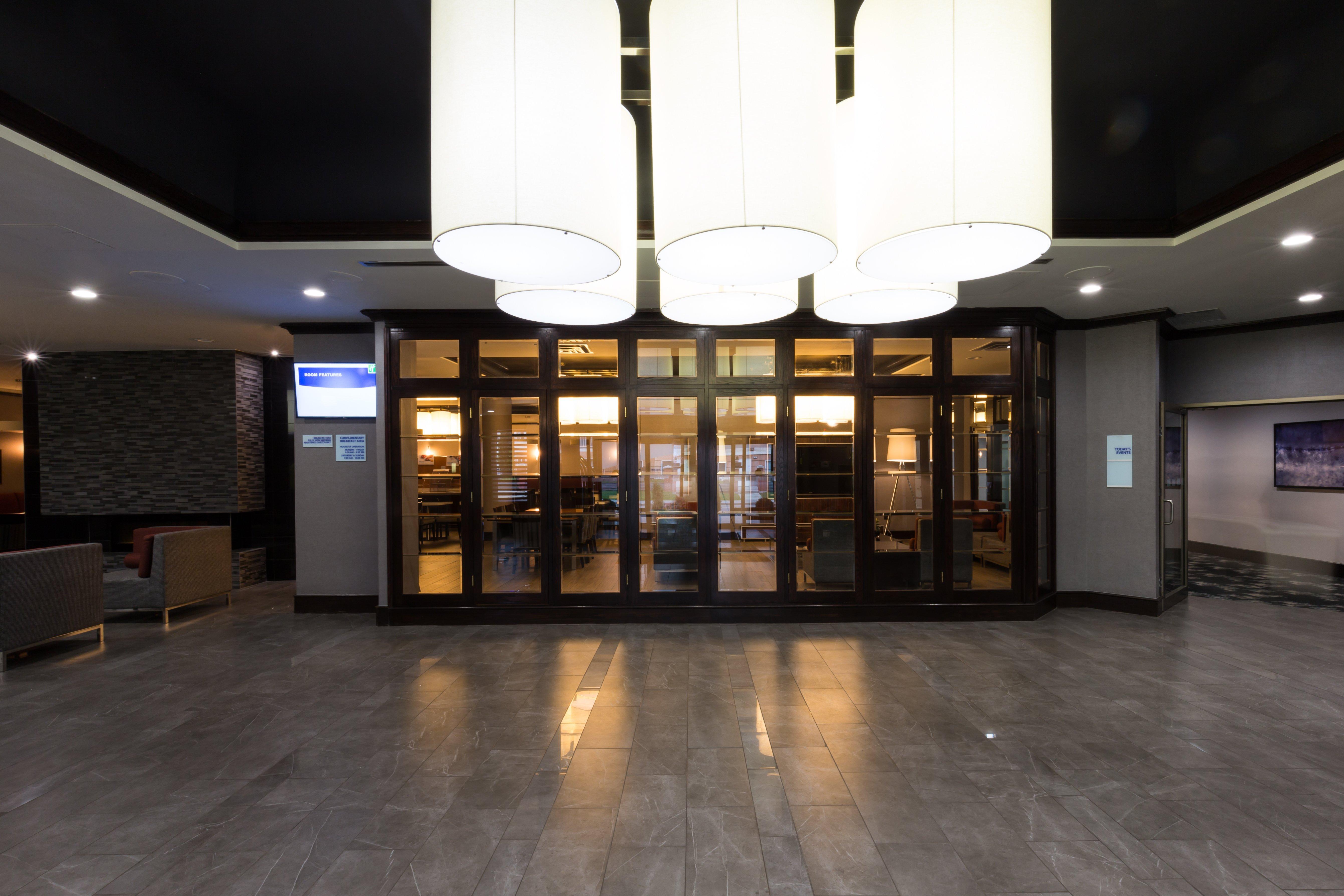 Hotel Express Downtown By Ihg 3*