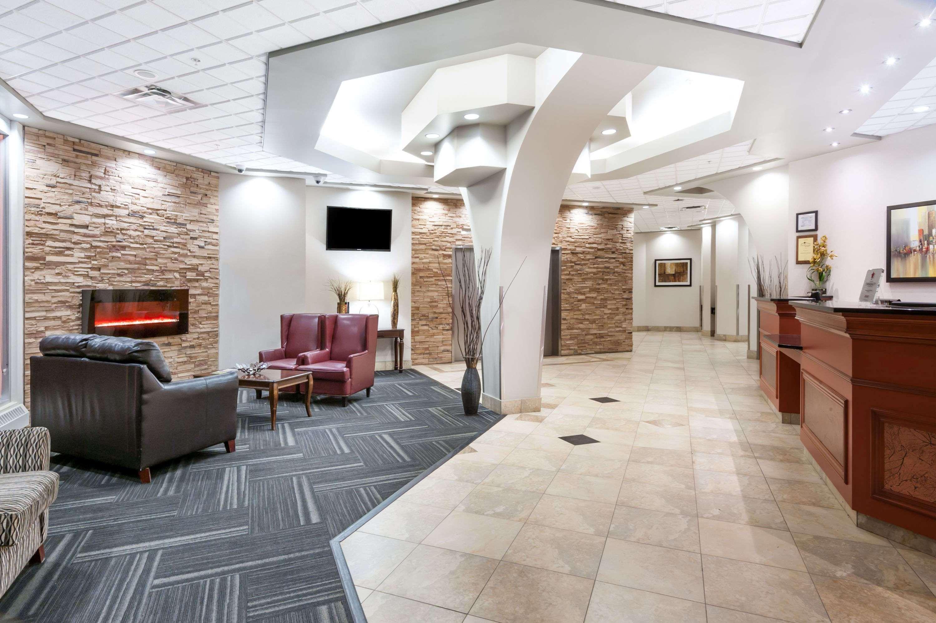 Hotel Ramada By Wyndham South