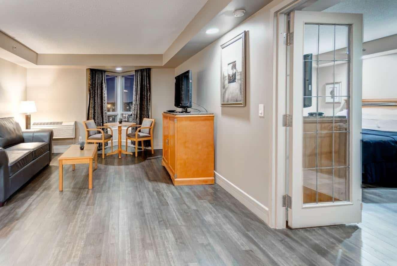 Hotel Royal West Edmonton, Trademark Collection By Wyndham