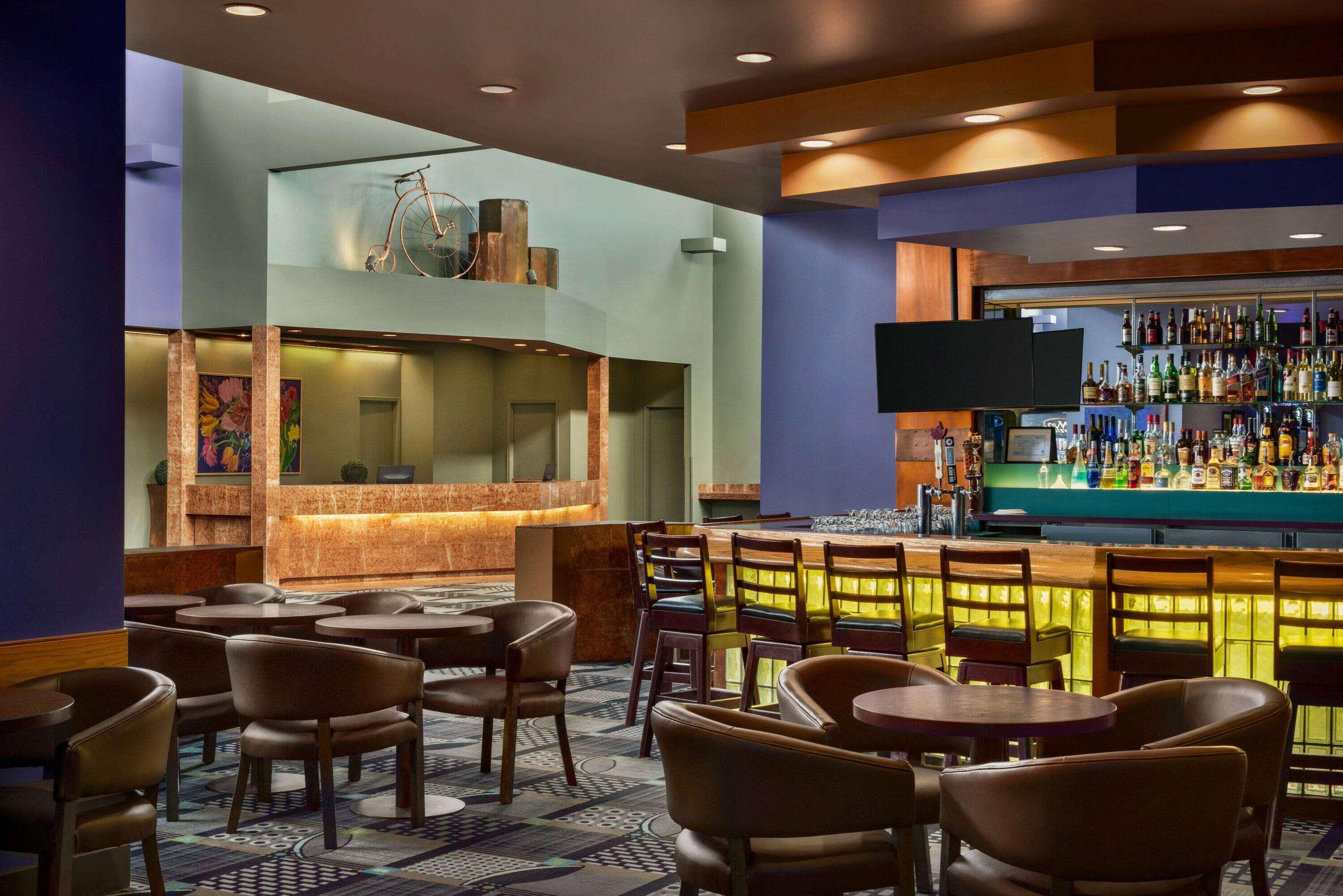 Royal West Edmonton, Trademark Collection By Wyndham Hotel
