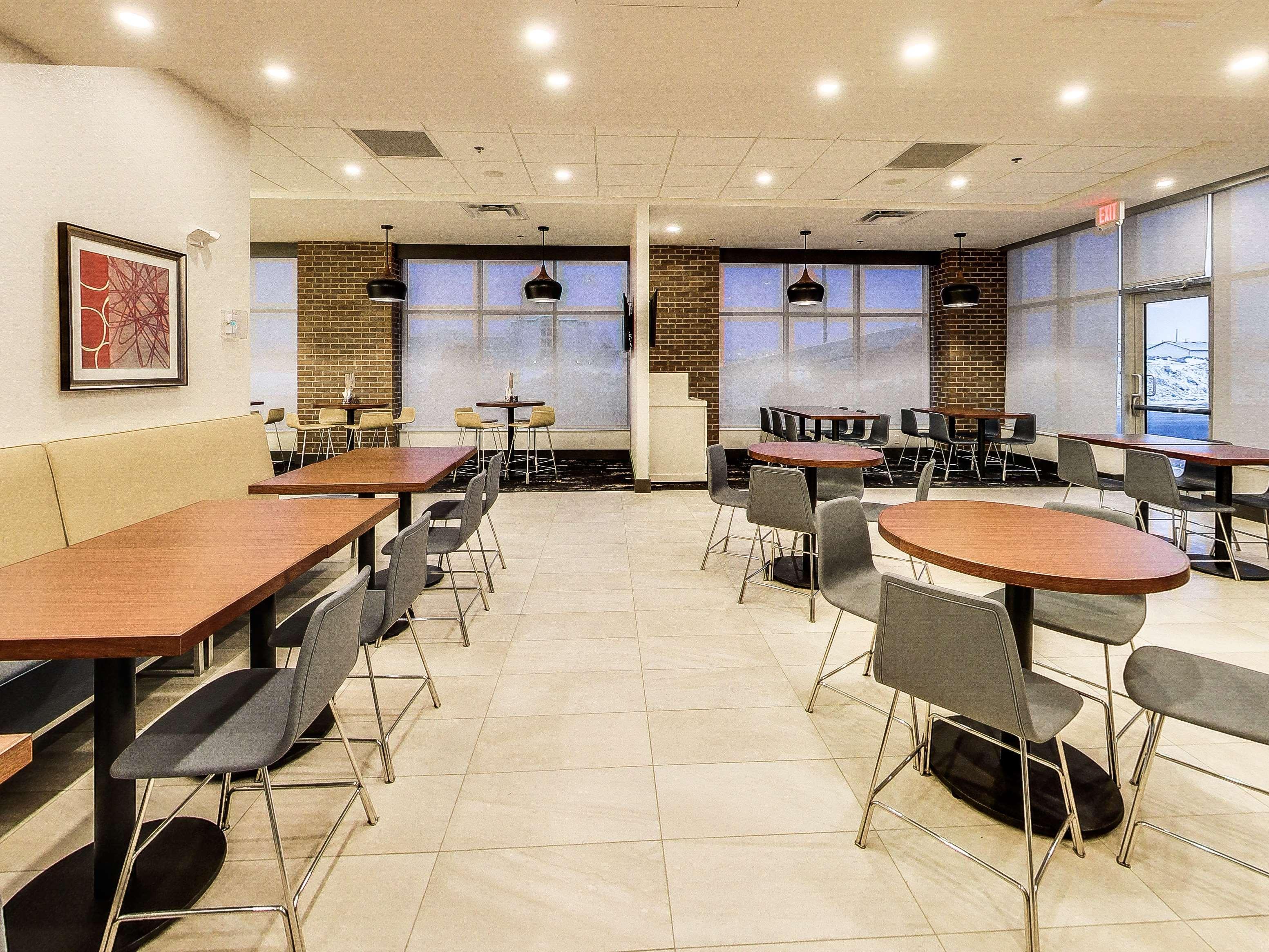 Hyatt Place West 3* Edmonton