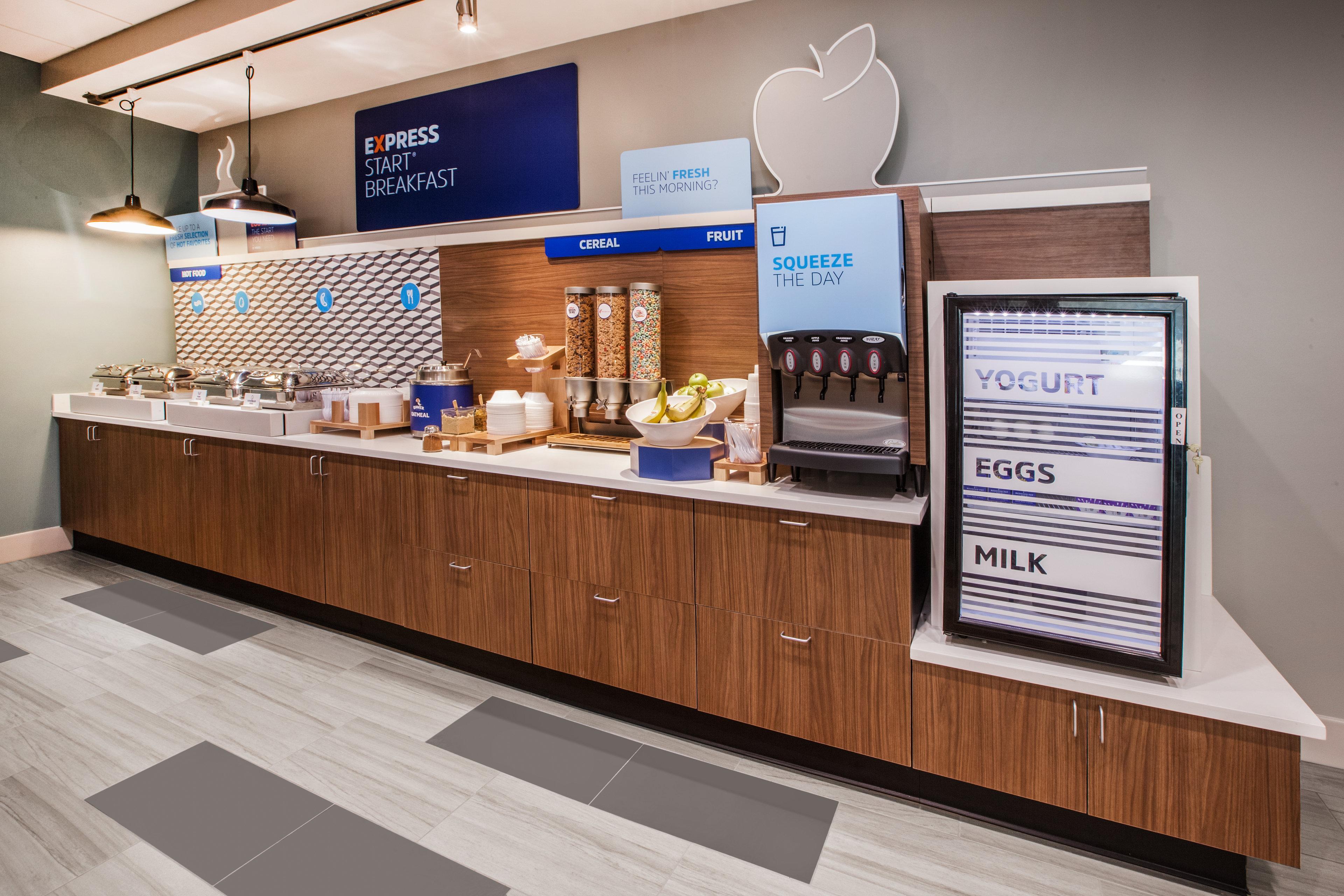 Express & - Sw - Windermere By Ihg 3* Edmonton