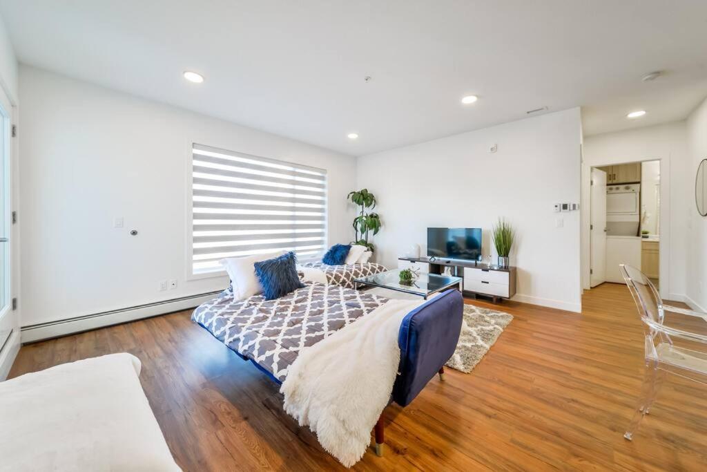 Apartment Royal Blue Wild Oasis Corner Pnhse Kingbed U/g Wi-fi *