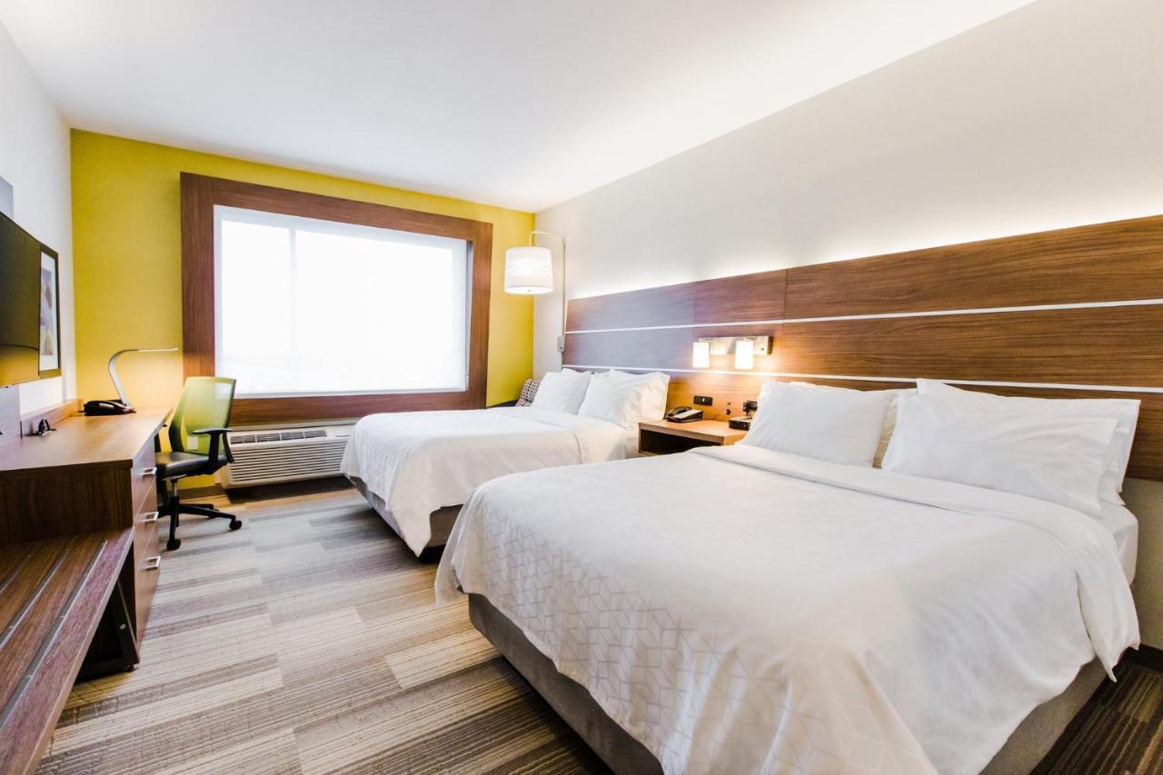Holiday Inn Express & Suites - West Edmonton-Mall Area By Ihg Hotel