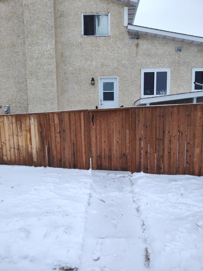 Tranquil & Tasteful One Bdrm Private Ne Apartment Edmonton