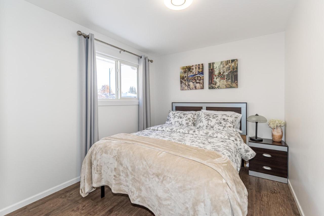Southgate 5 Bedroom Vacation With Double Garage