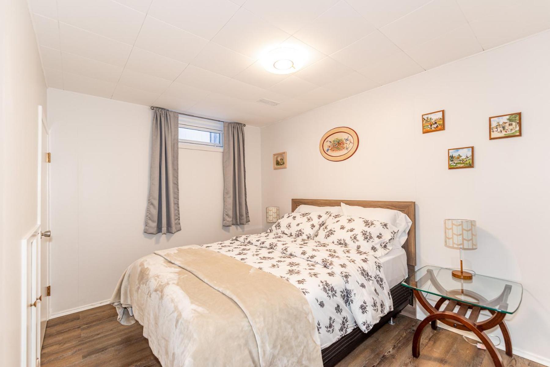 Holiday home Southgate 5 Bedroom Vacation With Double Garage