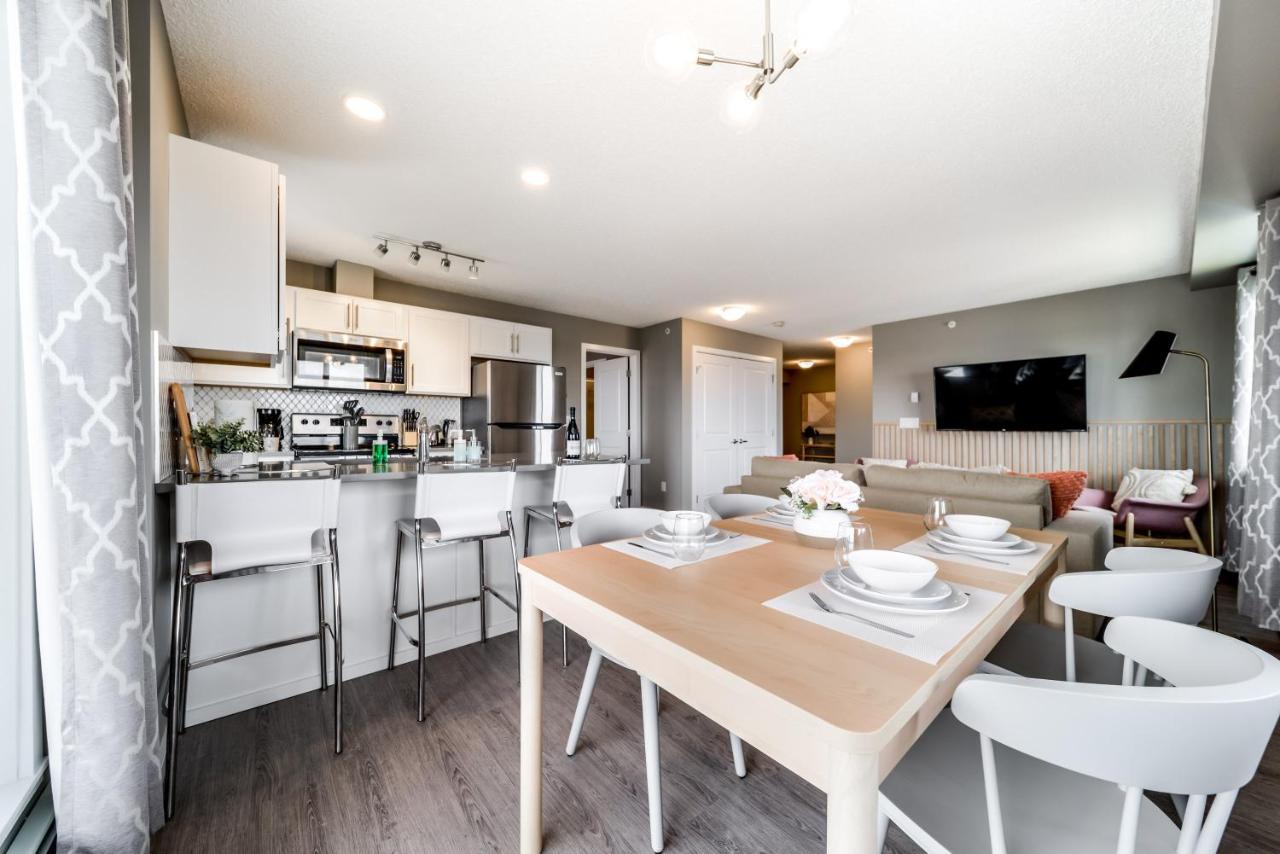 Apartment Peaceful Oasis Condo, Ac, Floor, Secure Ug Parking, Balcony, King Bed!