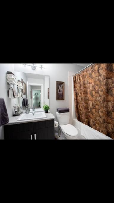 Villa Cozy And Beautiful 3 Bedroom House Close To *