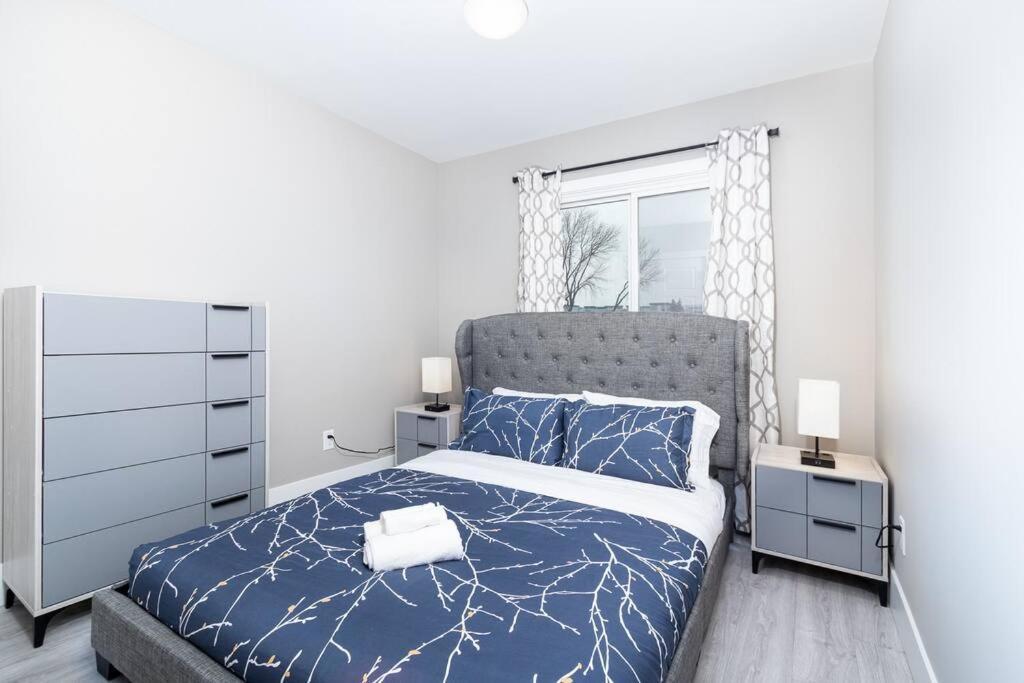 Apartment Modern & Stylish 2-bedroom Unit Edmonton