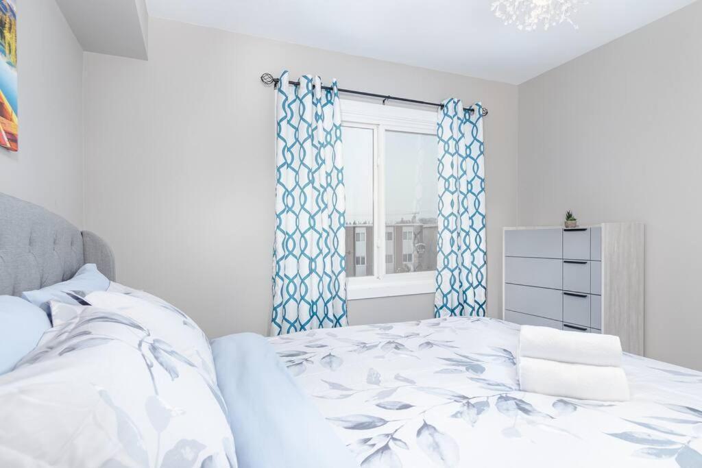 Modern & Stylish 1-bedroom Unit *