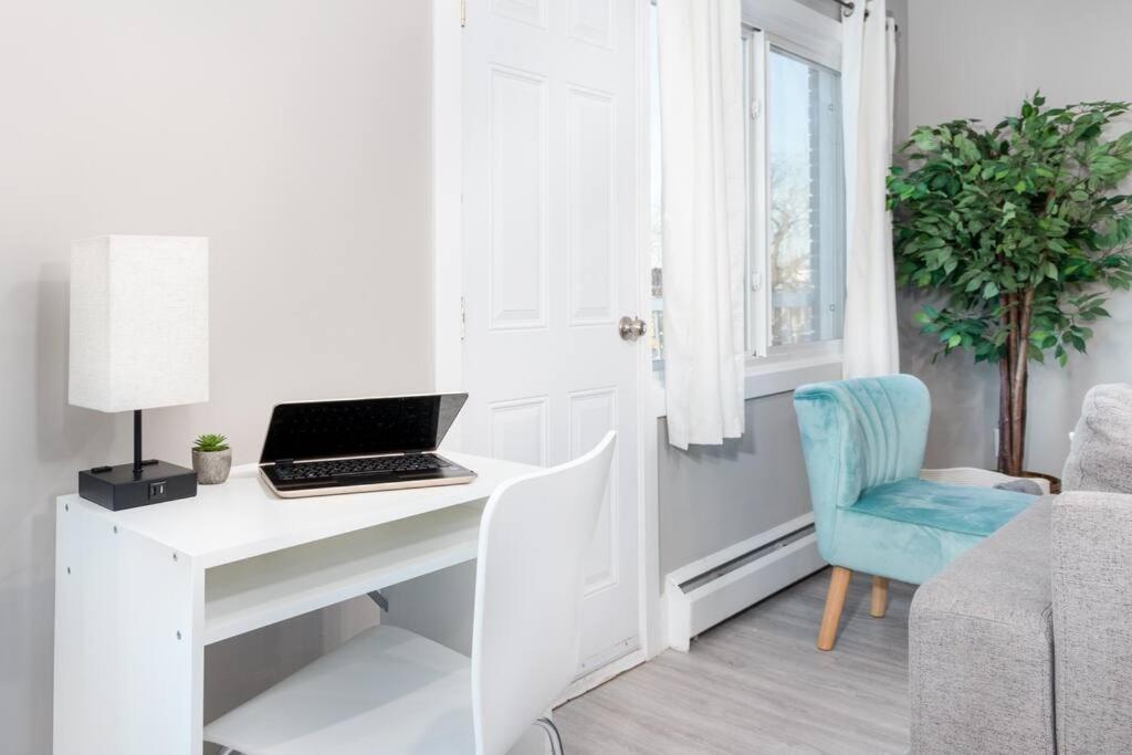 Modern & Stylish 2-bedroom Unit Apartment