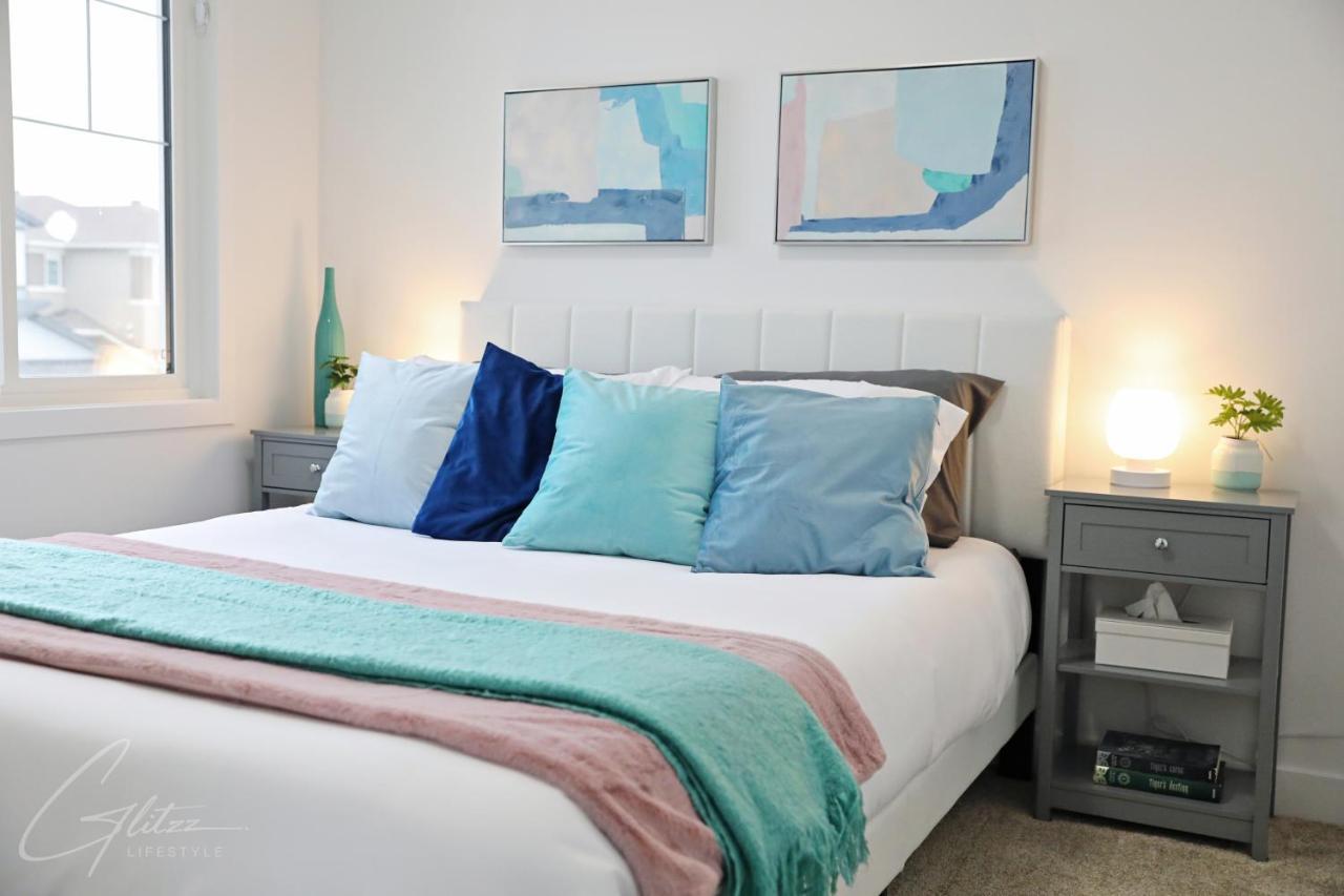Holiday home Boho Modern Retreat King Bed,fireplace,disney