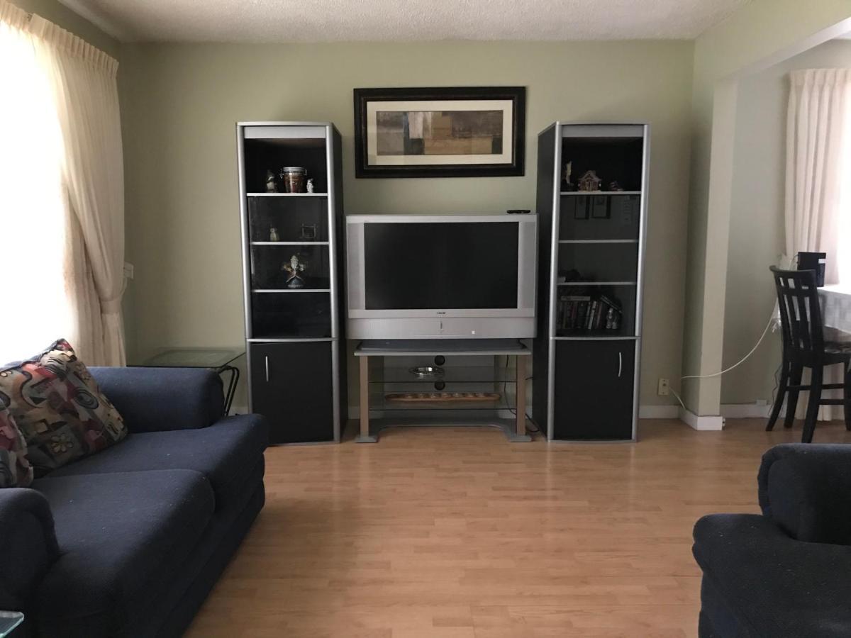 Monthly Private Male Close To Nait Kingsway Mall Downtown * Edmonton