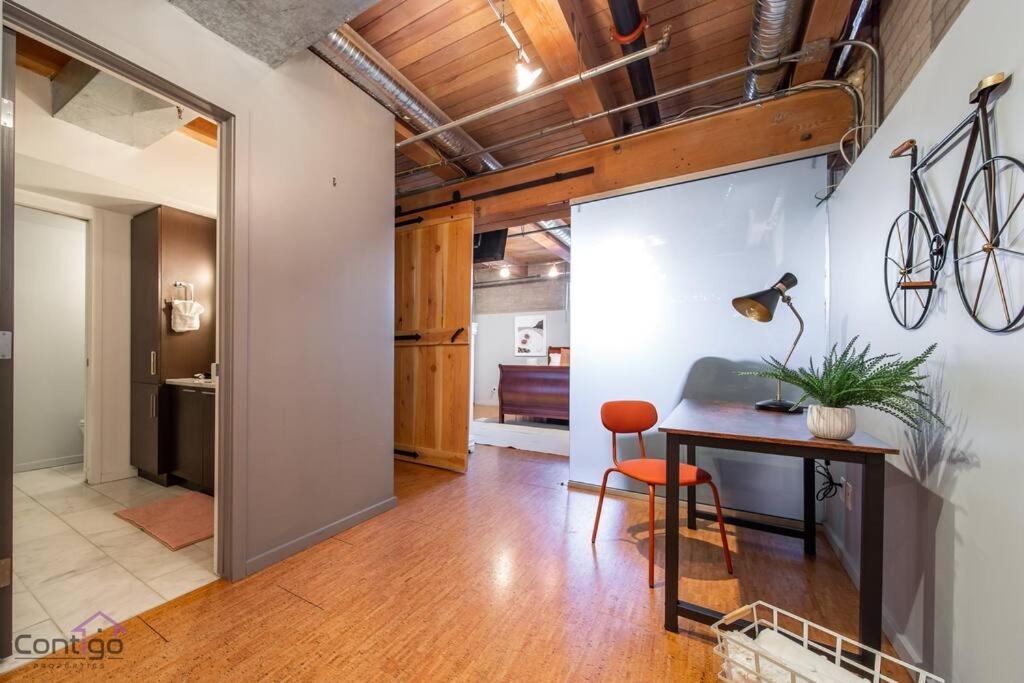 Historic Jd Loft, Near Ice District, Rogers Place, Ug Parking * Edmonton