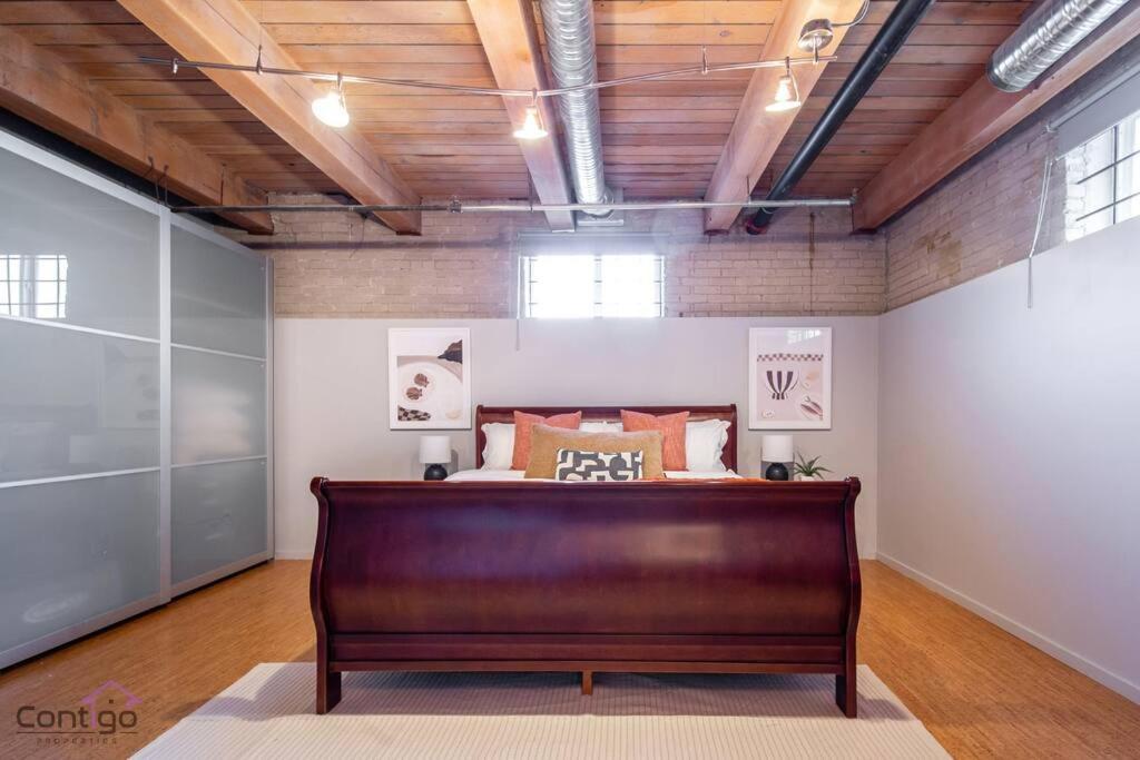 Historic Jd Loft, Near Ice District, Rogers Place, Ug Parking