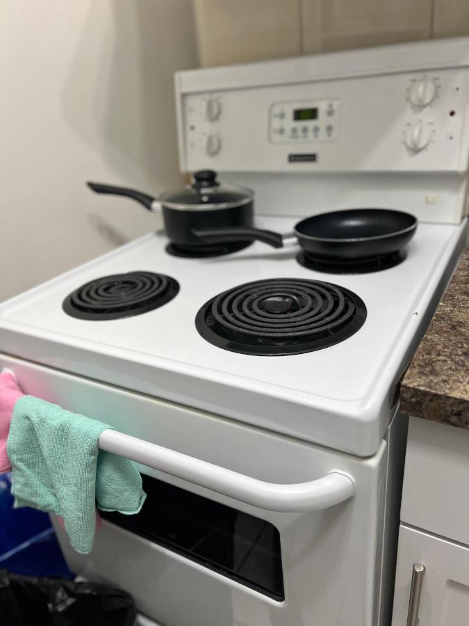 Homestay Spacious With Tv, Wi-fi, Netflix, Parking *