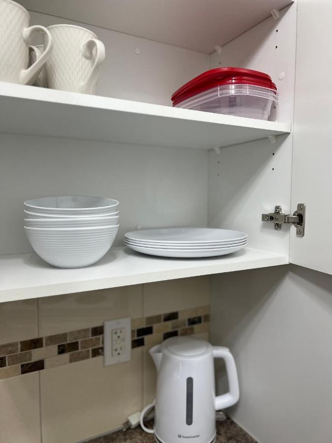 Homestay Spacious With Tv, Wi-fi, Netflix, Parking Edmonton